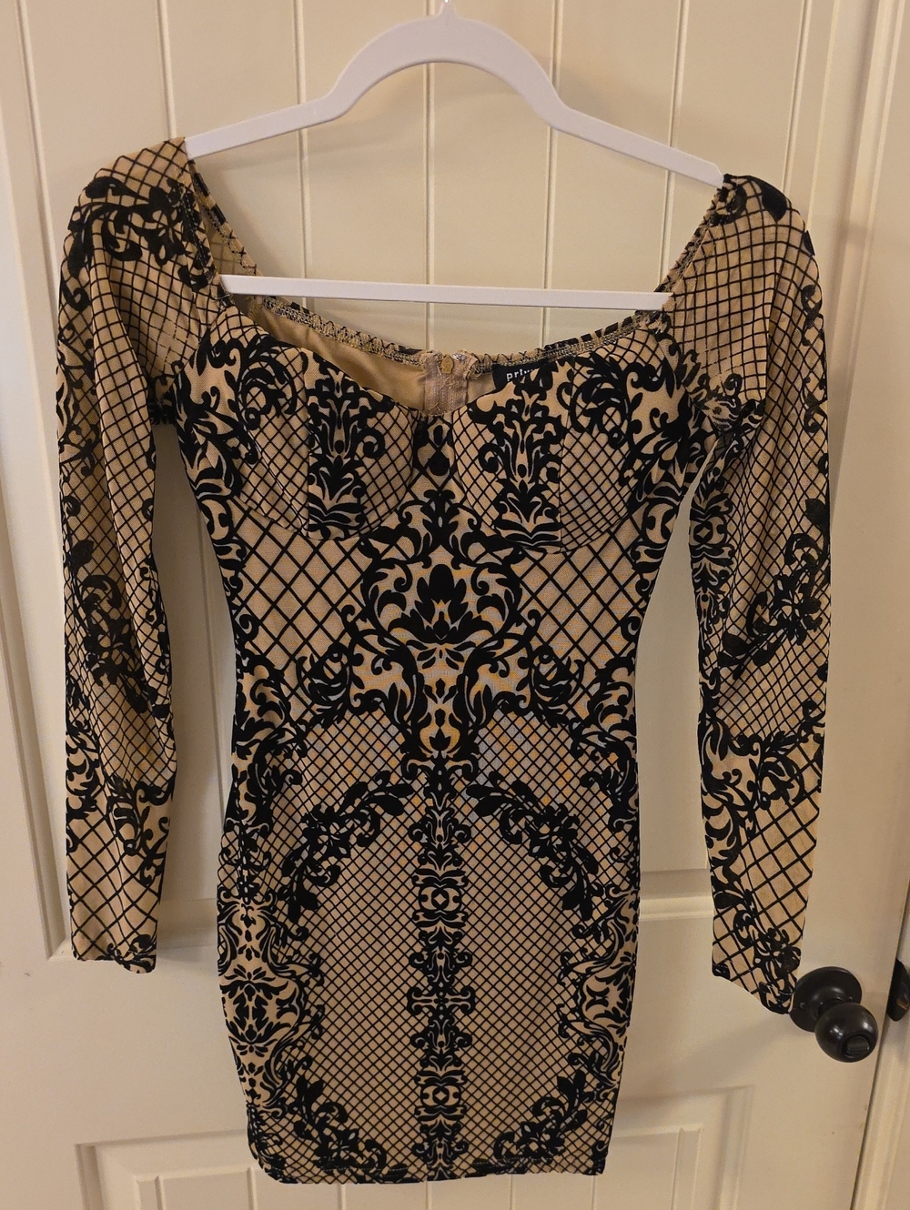 privy Beige and Black Baroque-Print Long Sleeve Bodycon Dress